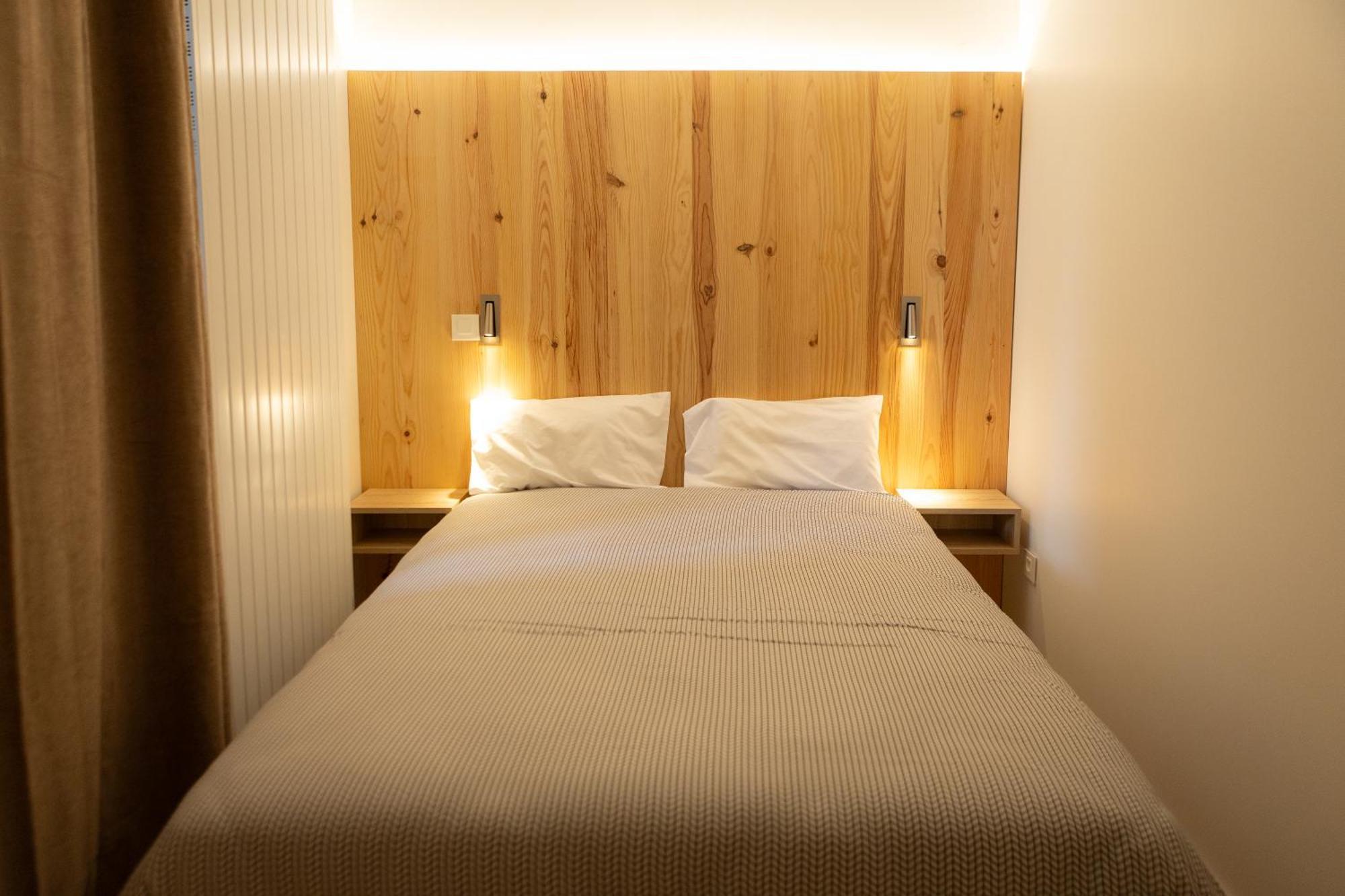 Le Bercail Bed & Breakfast Lacaze Dış mekan fotoğraf